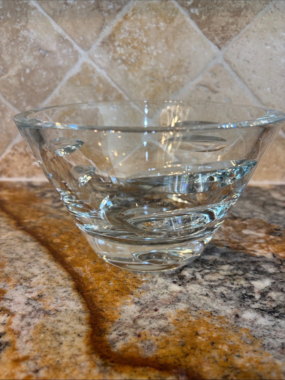 Stunning Crystal Serving Bowl - Elegant  Design